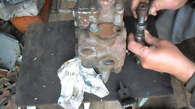 Распределитель Р80 Зависает клапан