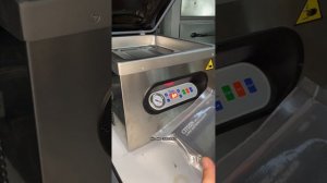 Процесс работы вакуумного упаковщика VIATTO YJS820