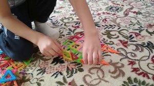 Строим замок из магнитного конструктора!