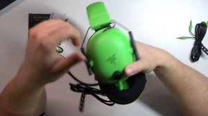 Can I Unplug Microphone in Razer Blackshark V2 X?