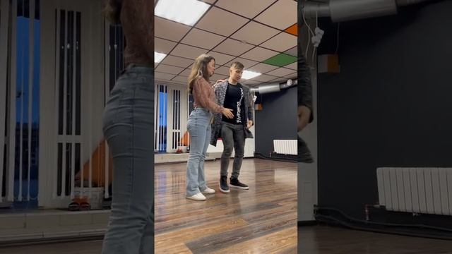 Резюме курса поддержки в кизомбе. Ольга горте и Артемий Леонов. Кизомба Новосибирск 2023 смотреть онлайн