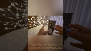 TRUSSARDI LE VIE DI MILANO Aperitivo Milanese Porta Nuova- Аромат чистого тела, пудры, аромат крема