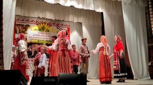 Пахал мужик огород