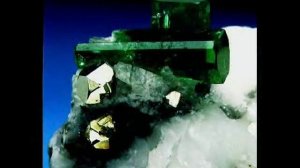 Драгоценные камни и минералы Изумруд ( Emerald  )