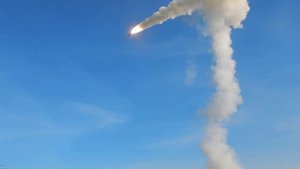 Запуск высокоточных ракет «Оникс» по военному аэродрому Одессы (аэропорт Школьный).