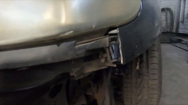 Подготовка новых передних крыльев. Переварка новых кронштейнов крыла, и такое бывает. Renault Lagun смотреть онлайн