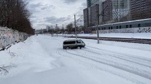 toyota hiace 106 1kz te зимой в снегу