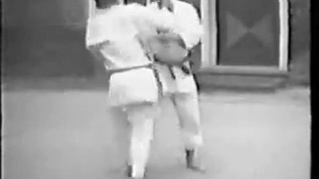 24 - Tokio Hirano - Ashi Waza - Ko Soto Gari смотреть онлайн