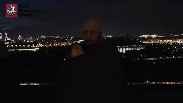 Реконструкторы фестиваля "Времена и Эпохи" на ночной прогулке по Москве