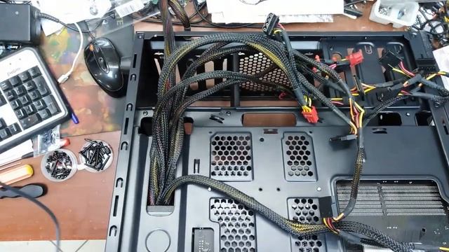 Сборка ПК в корпусе ZALMAN Z3 Plus. 1-я серия! смотреть онлайн