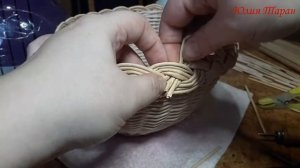 Хлебница овальная из газетных трубочек