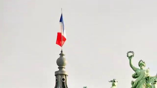 Зарисовка о Париже смотреть онлайн