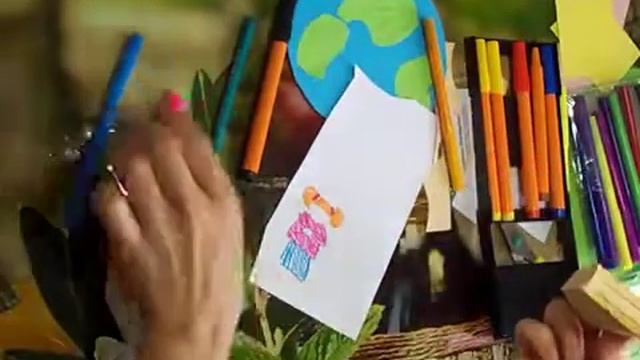 Делаем поделку к Дню Земли смотреть онлайн