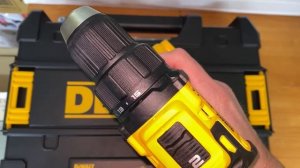 DEWALT DCD708D2T. Быстрый обзор шуруповерта.