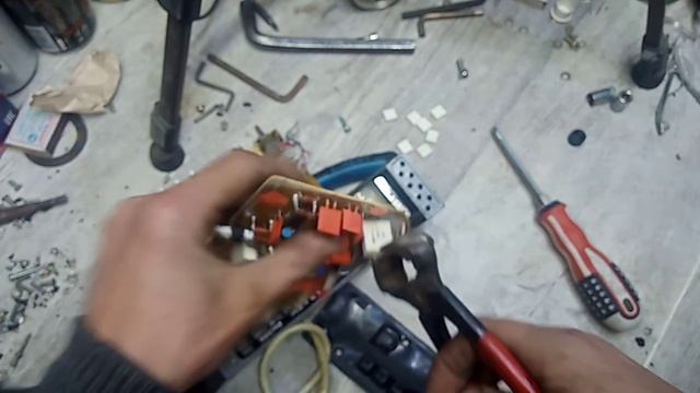 Микросхемы с золотом в Рации МАЯК смотреть онлайн