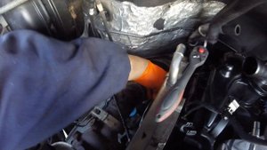 How to remove the Volkswagen Crafter EGR Cooler 2 0 TDI / Как снять EGR кулер Volkswagen 2 0 TDI