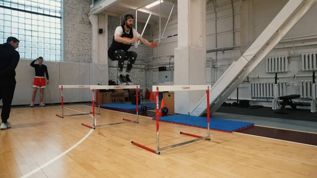 NIKE G T  RUN ТЕСТ БАСКЕТБОЛЬНЫХ КРОССОВОК смотреть онлайн