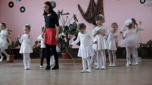 Образцовый ансамбль танца "Зорянка" Младшая группа