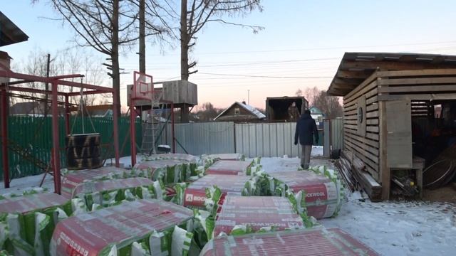 Строю дом. Часть 5. Дом из полистиролбетонных блоков. Полистиролбетонных. КУПИЛ УТЕПЛИТЕЛЬ.