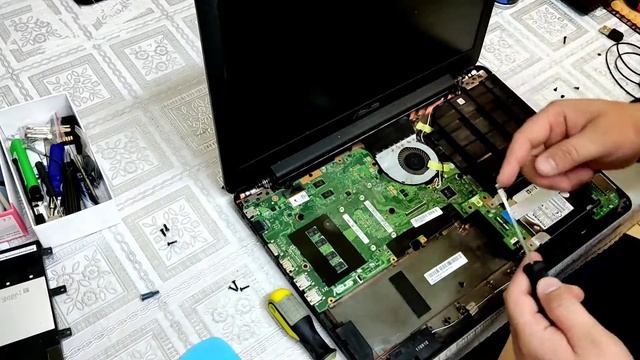 Разбор и чистка ноутбука Asus X555B #ПользаRu#разбор_ноутбука#заменатермопасты#чистка_от_пыли