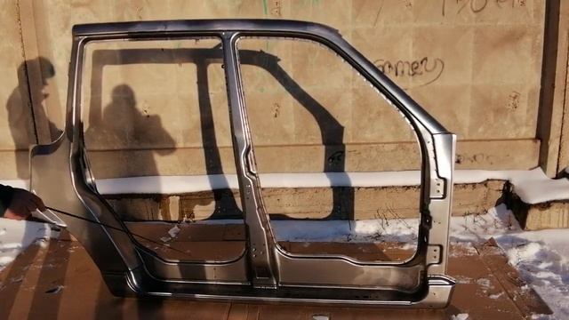 Кузов УАЗ Патриот. Боковина кузова УАЗ Патриот в сборе. Смотрим из каких частей состоит.