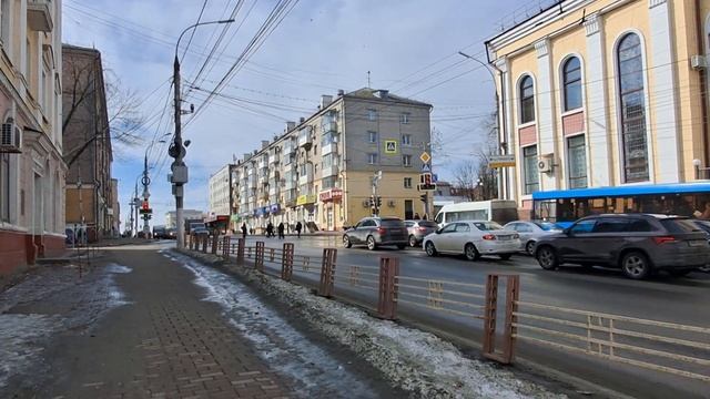 Проспект Ленина, улица Горького и Карла Маркса. Lenin Avenue, Gorky and Karl Marx Streets.