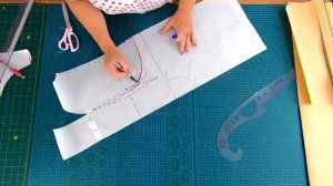 Такое платье подойдет почти на любую фигуру