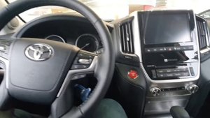 Автосалон Toyota. Сравнение RAV4 2015 VS  RAV4 2019. CAMRY. LC200 TRD. Highlander