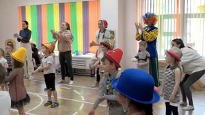 01.06.2021. День защиты детей!Веселый игротанец с родителями "Муха" ??????