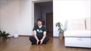 Как научиться стоять на одной руке (ноги вместе)