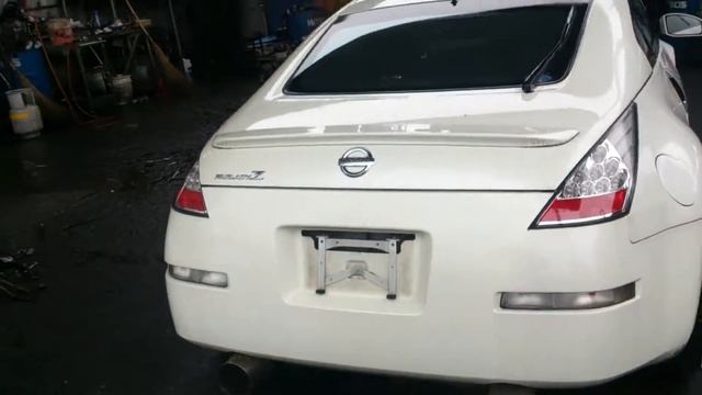 Видео-тест автомобиля Nissan Fairlady Z ( Z33-403120, VQ35DE, белый, 2005г) смотреть онлайн