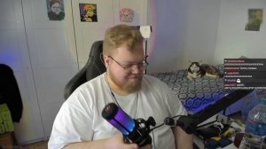 Тоха опять сломал микрофон