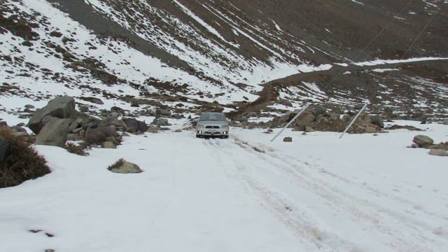 Subaru Legacy Snow Off-Road Chile смотреть онлайн