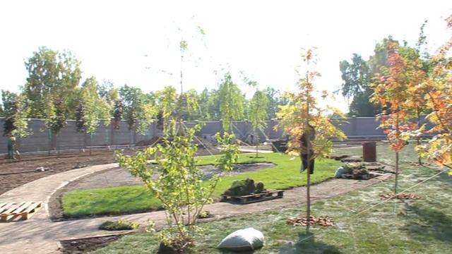 Ландшафтный дизайн. Чесноковка. Дачный участок дизайн. Брусчатка, деревья, газон. Уфа!
