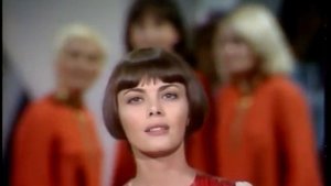 Mireille Mathieu   Pourquoi le monde est sans amour