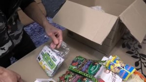 Посылка с Подарками в День Рождения для Сергея от друзей, канала Коля и Оля Шаповаловы