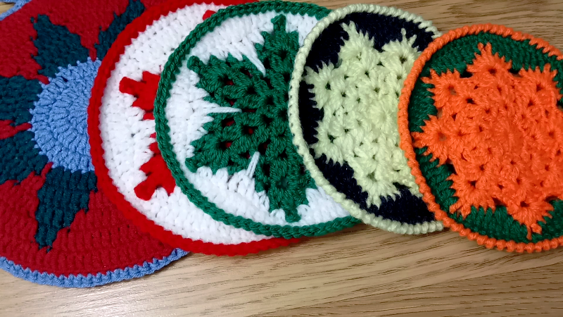 ДЕКАБРЬ. Какие изделия связали крючком в декабре месяце Прихватки, Подставки под горячее, Митенки смотреть онлайн