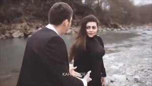 потому что у него джуджул большой ))) Серго и Даниль