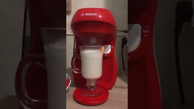 Обзор Кофеварки Bosch Tassimo HAPPY TAS1006 смотреть онлайн