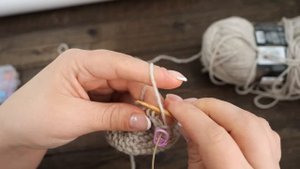 Следки без единого шва спицами ?