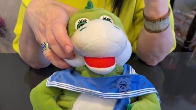 Гоша - сладкий новогодний подарок в мягкой игрушке