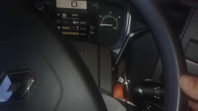 Cutia automată la Renault T смотреть онлайн