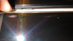 Как определить неисправность AMOLED дисплея с помощью фонарика