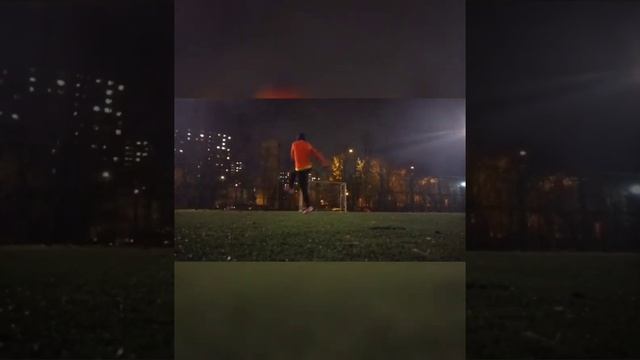 Маленький мяч. Можно ли им играть? смотреть онлайн