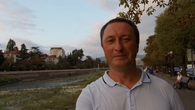 Набережная реки Сочи. Прогулка по набережной и парку реки Сочи. Обзор достопримечательностей.