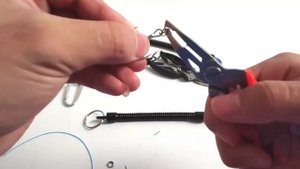 Рыболовные плоскогубцы с AliExpress за 170 руб.