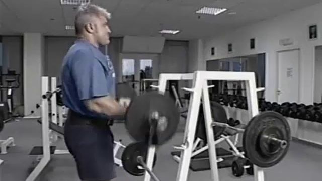 Подъем штанги на бицепсе стоя для мышц бицепсов смотреть онлайн