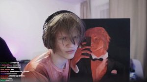 Дипинс распаковывает посылки от подписчиков