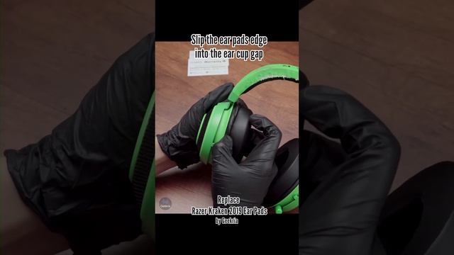 How to Replace Razer Kraken 2019 Headphones Ear Pads / Cushions | Geekria