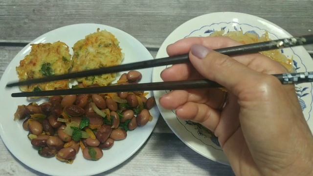 Как я пользуюсь палочками когда готовлю и во время еды. Палочки - это продолжение моей руки. смотреть онлайн